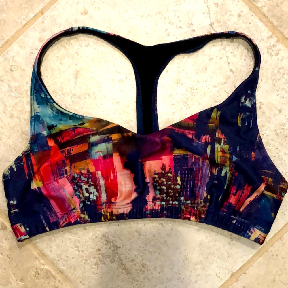 Onzie sports bra